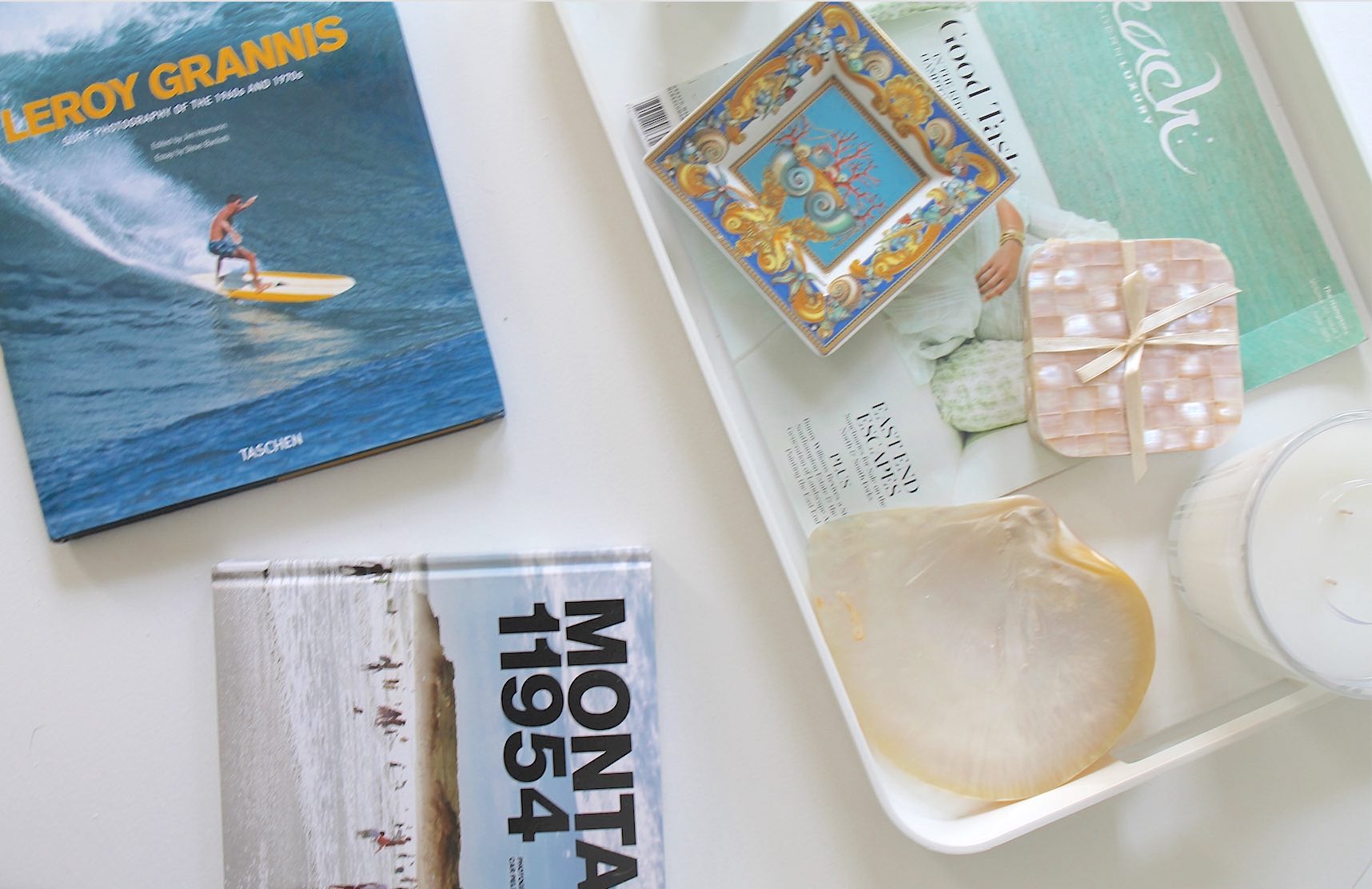 How to Style a Summer Coffee Table Like It’s Having a Night Out