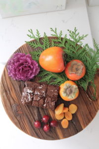 Cake plate with food