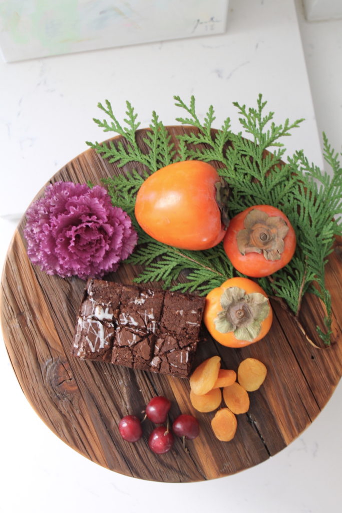 Cake plate with food